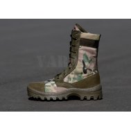 Ботинки с высокими берцами