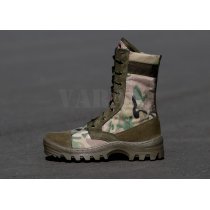 Ботинки с высокими берцами